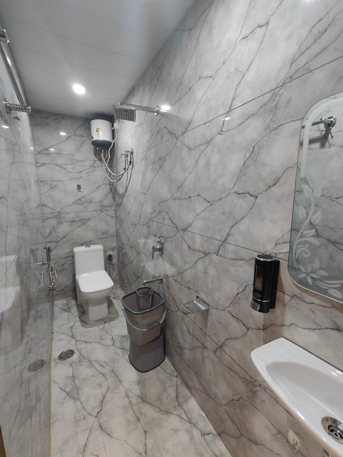 Hotel Mangal Murti فاراناسي المظهر الخارجي الصورة