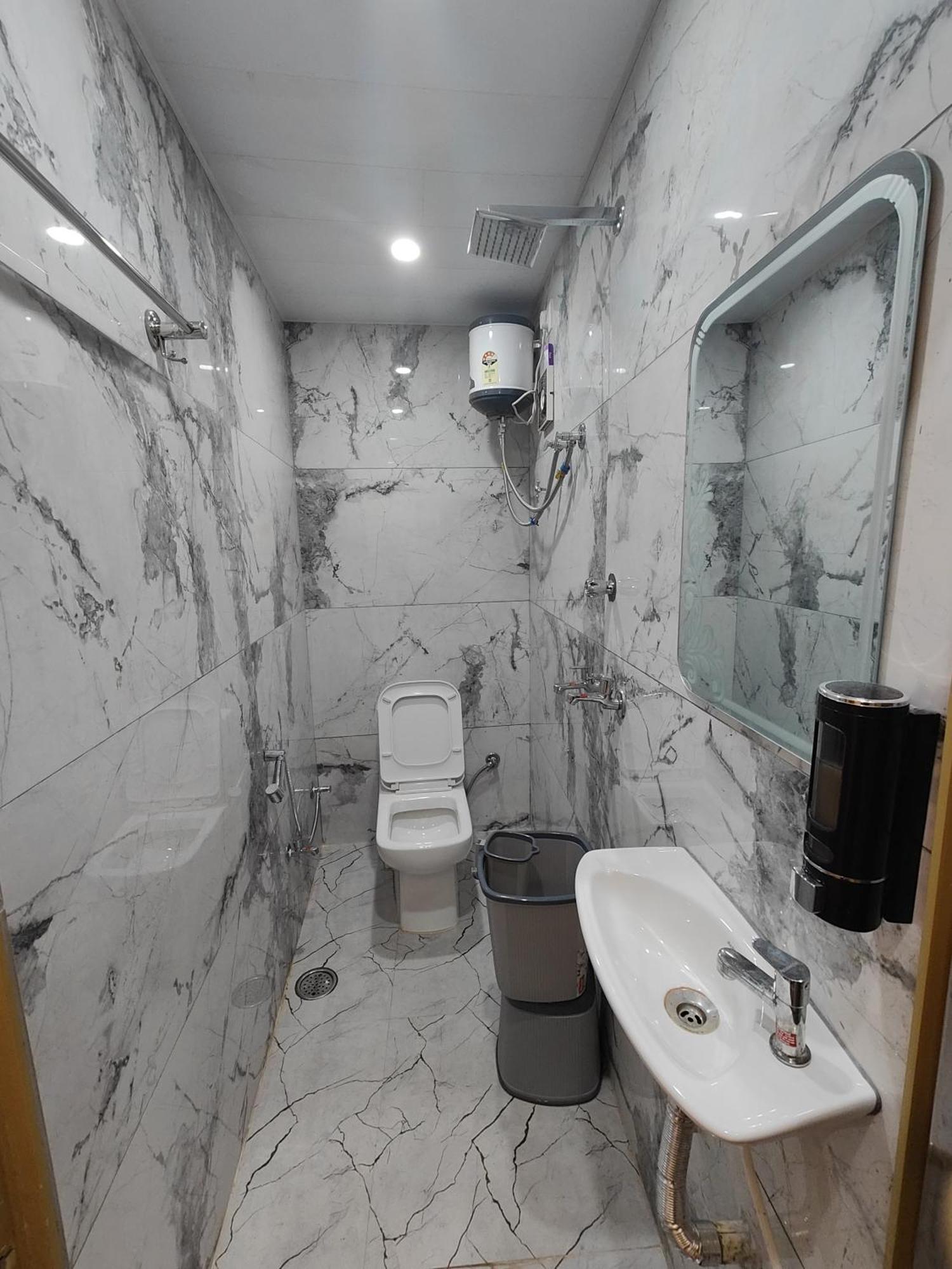 Hotel Mangal Murti فاراناسي المظهر الخارجي الصورة