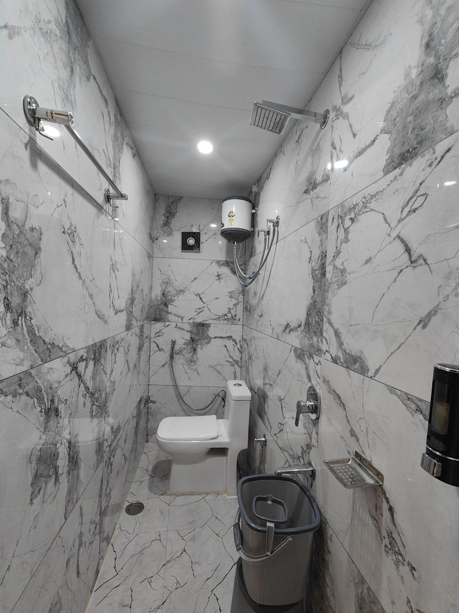 Hotel Mangal Murti فاراناسي المظهر الخارجي الصورة